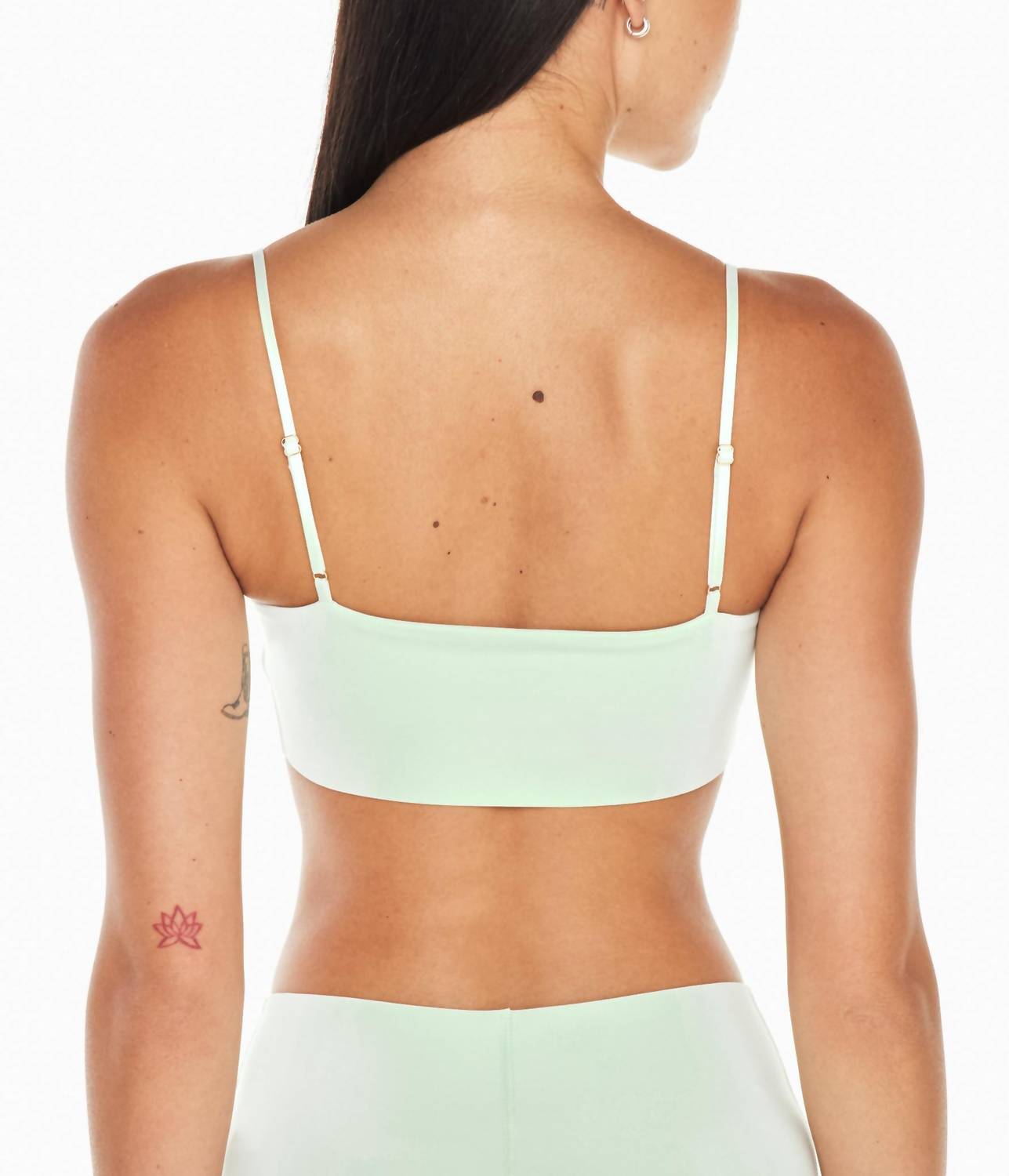 Bandier - Bandier Bella Bonded Sports Bra