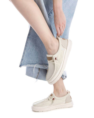 Xti - Mocassim de lona Dockside feminino