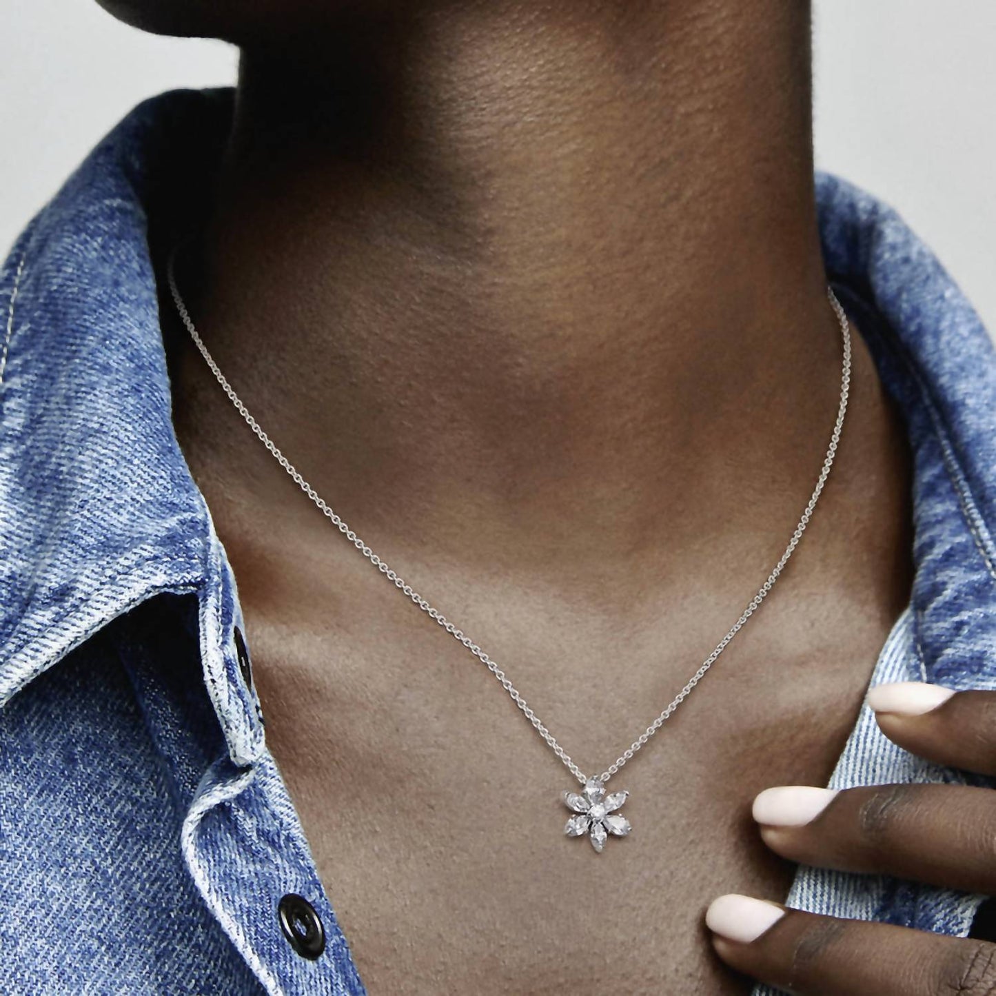 Pandora - Women's Herbarium Cluster Silver Collier Necklace