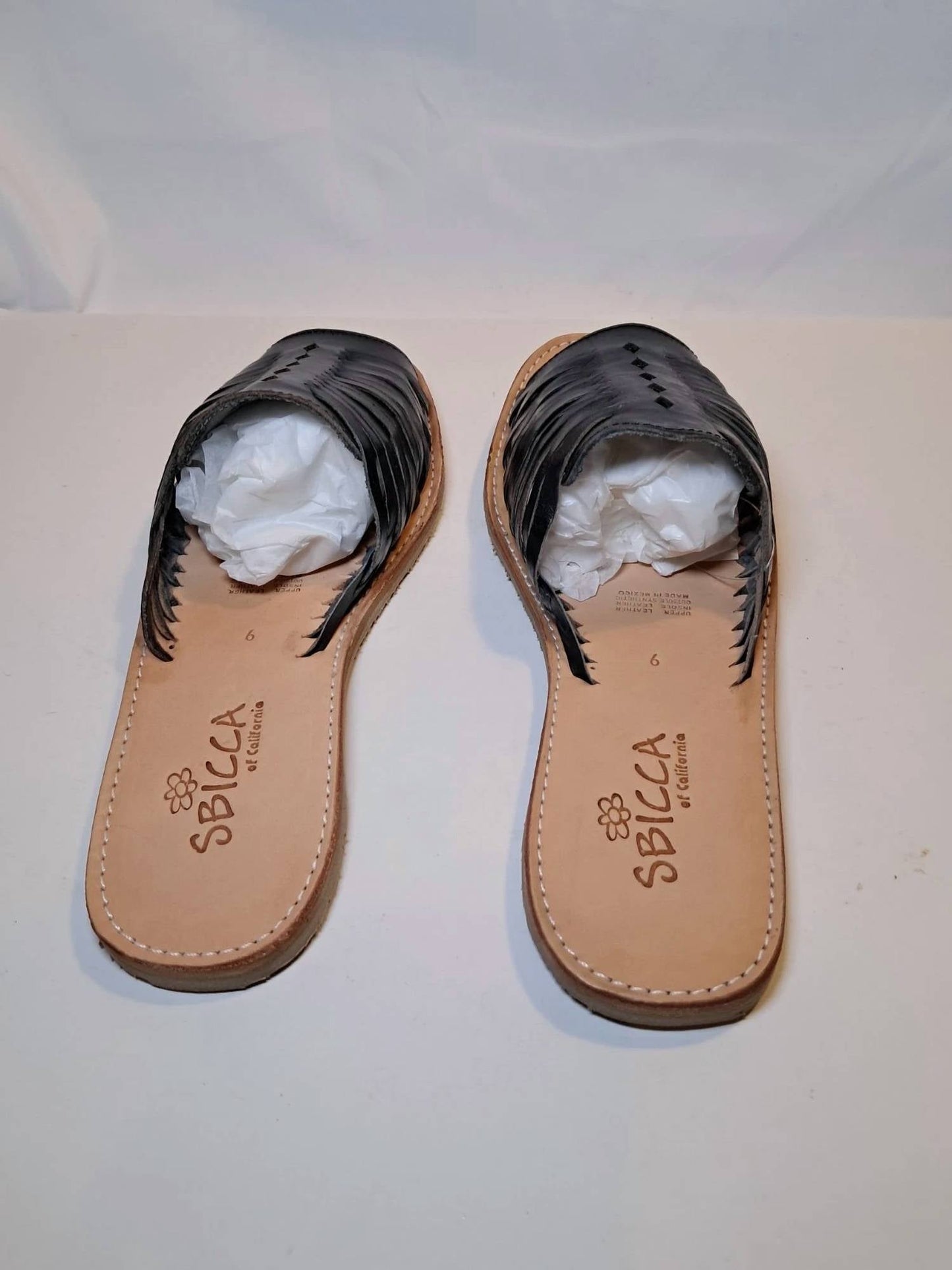 Sbicca - Women's Lawrin Woven Hurache Flat Sandal