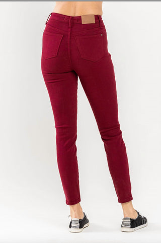 Judy Blue - Calça Jeans Skinny com Controle de Barriga