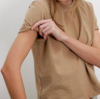 Free People - Camiseta do dia a dia