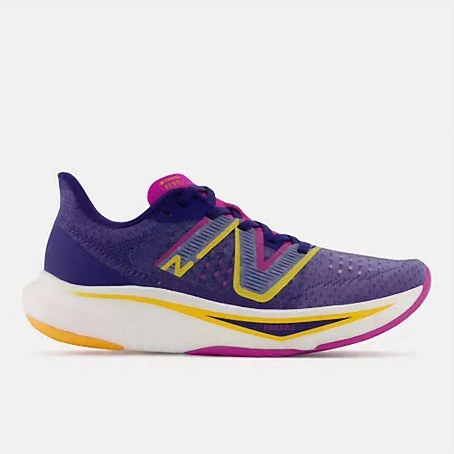 New Balance - Women's Fuelcell Rebel V3 - B - Mn3 Running Shoe