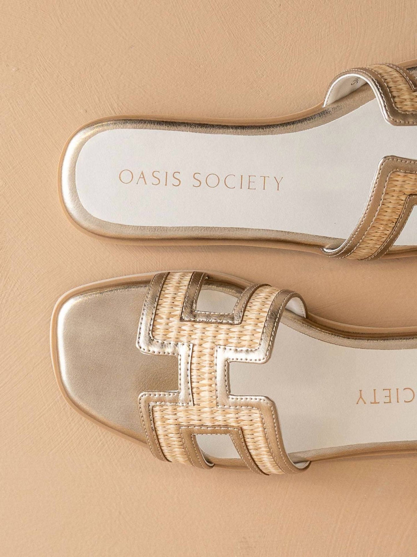 Oasis Society - Women Nina H Cutout Raffia Slide