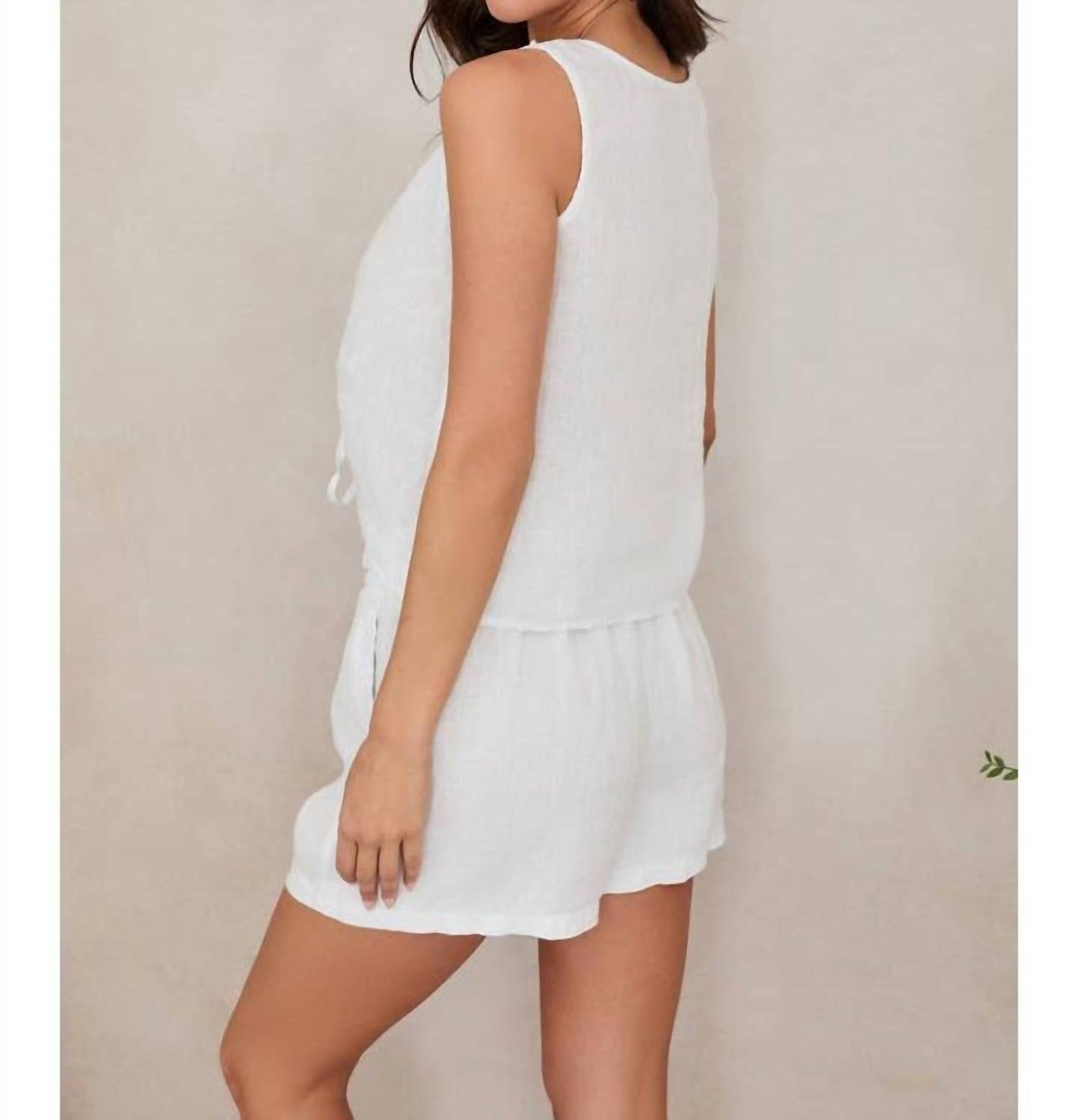 Milio Milano - V neck rouched linen crop top