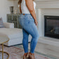 Judy Blue - Mid Rise Vintage Skinny Jeans