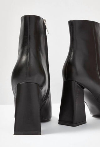 Marc Fisher - Kulika Block Heel Booties
