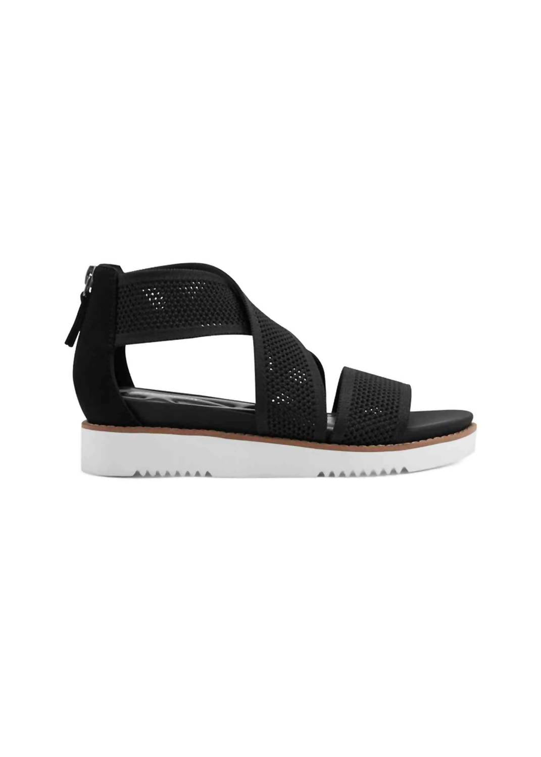 Easy Spirit - Women's Wander Sandals