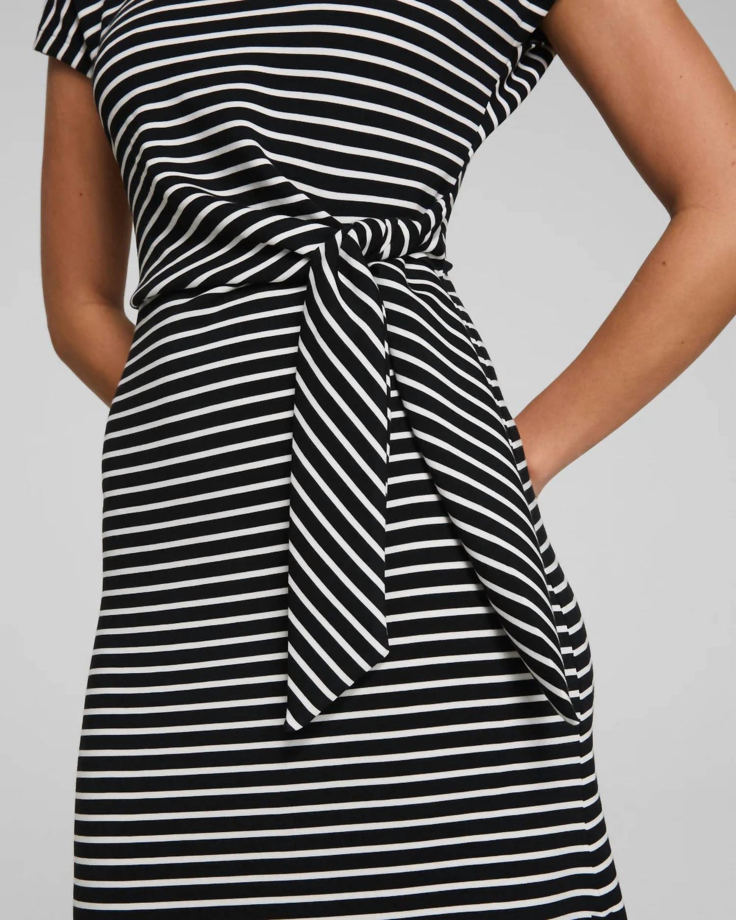 Spanx - Airessentials Tie-waist Maxi Dress