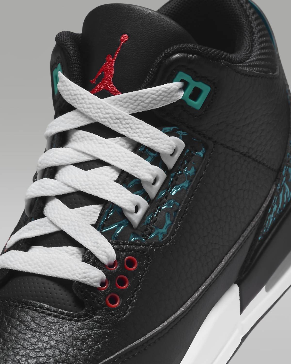 Nike - Kids Unisex Air Jordan 3 Retro (GS) Basketball Shoe