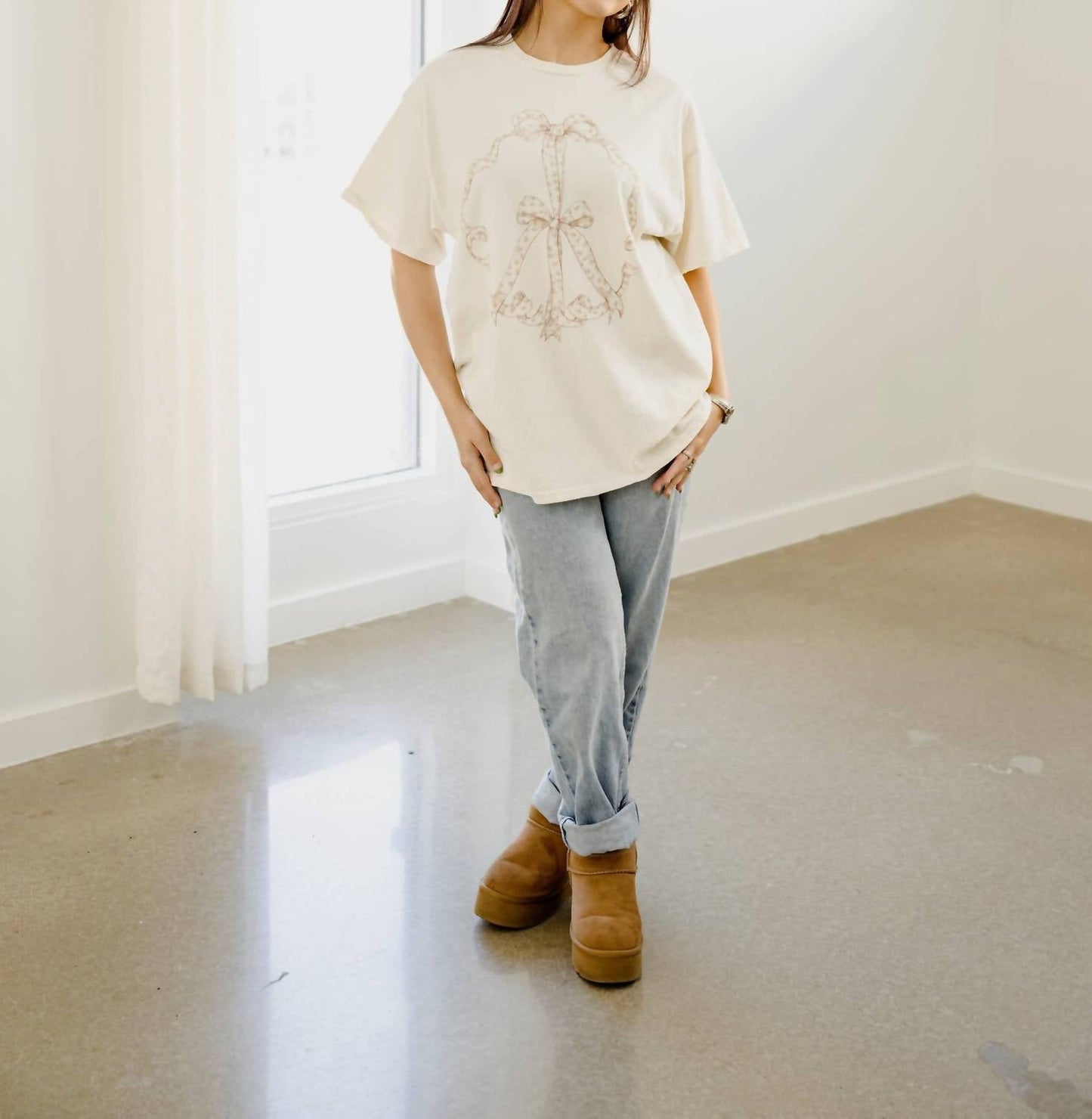 Livylu - Ditsy Floral Thrifted Graphic Tee