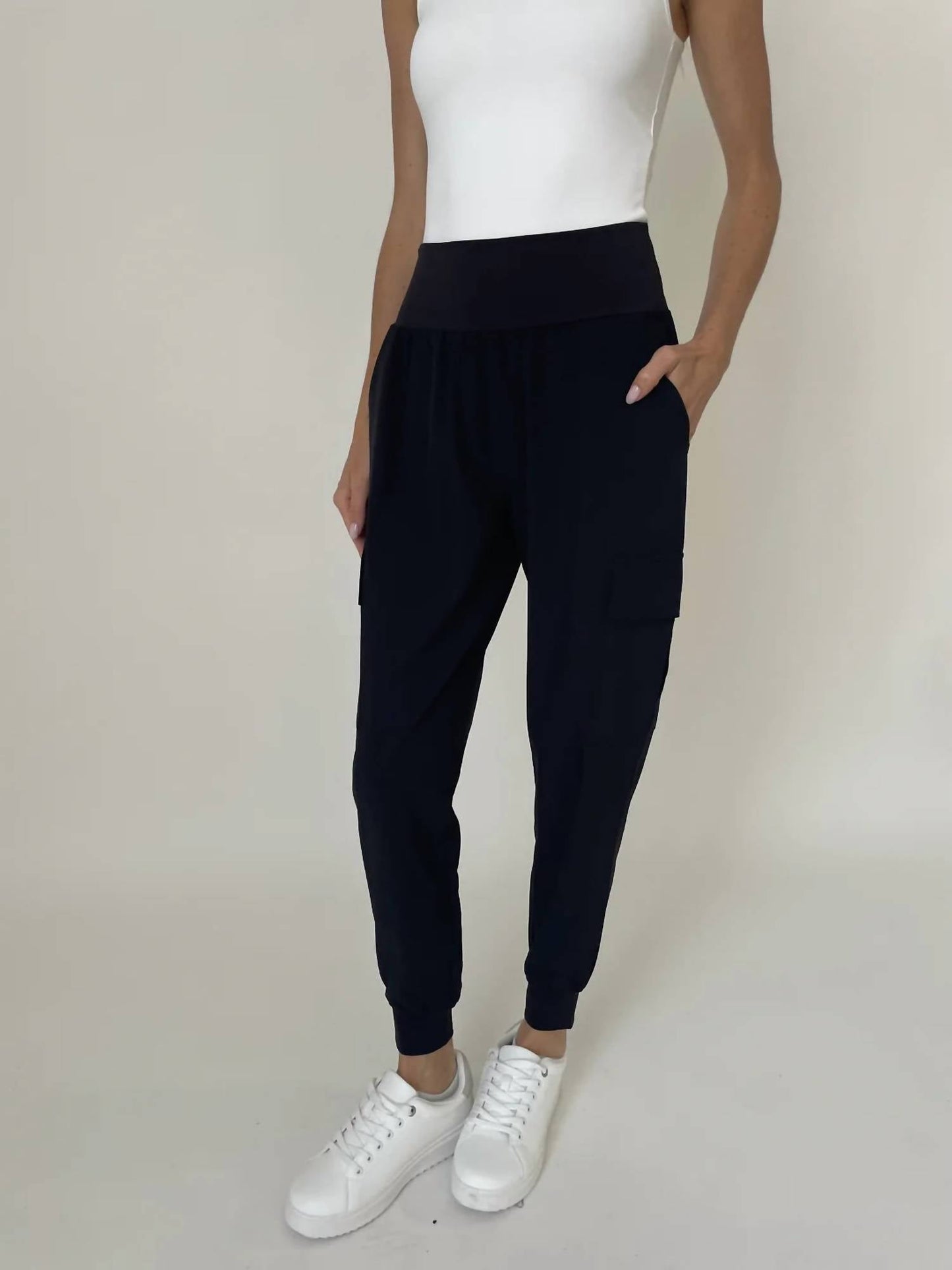 Six/Fifty - Lightweight Cargo Joggers