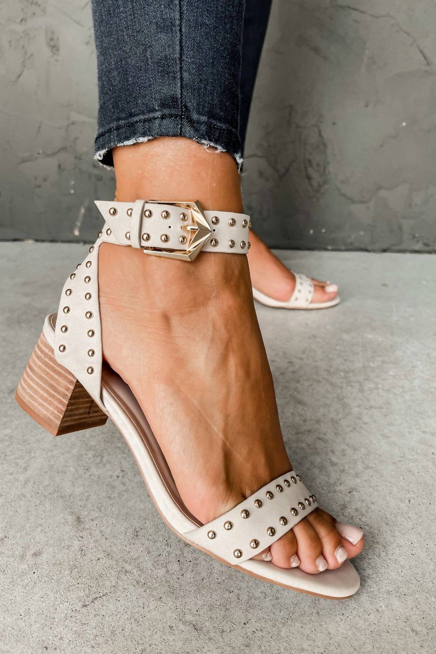 Shu Shop - Women's Studded Sandals