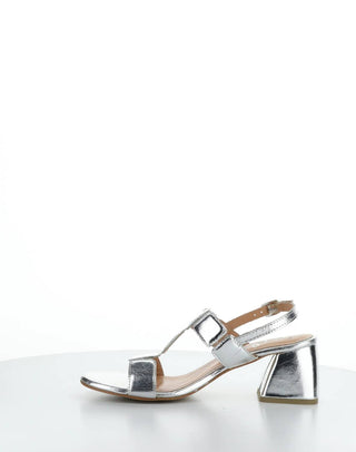 Bos. &amp; Co. - Sandália Slingback Brilhante