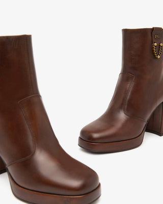 Nerogiardini - bota feminina Delavato