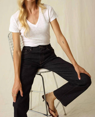 Goldie - Signature Slub V-neck Tee