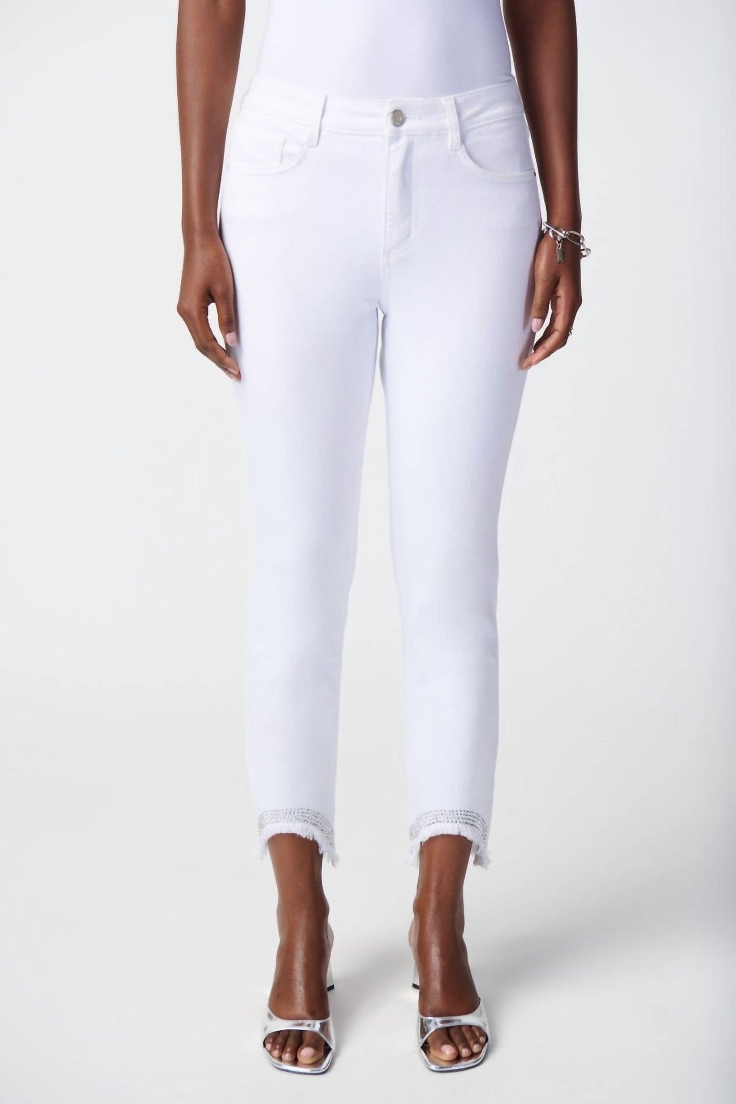 Joseph Ribkoff - Cropped Jeans With Frayed Hem