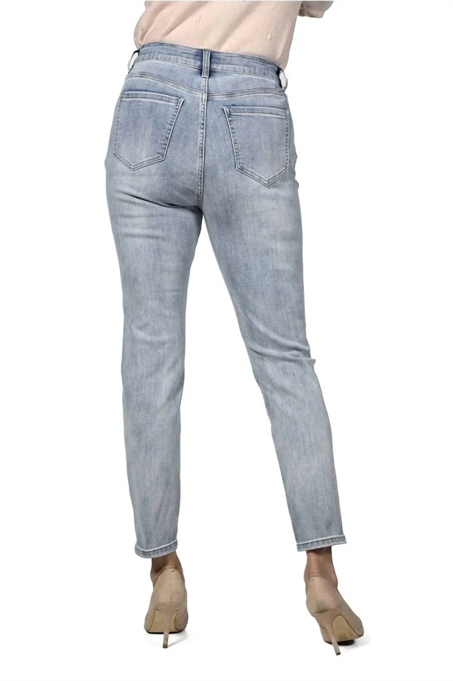 Frank Lyman - Embroidered Jean
