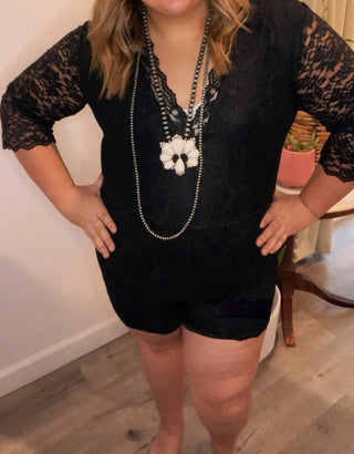 Macacão de renda ônix Merigold Kiss