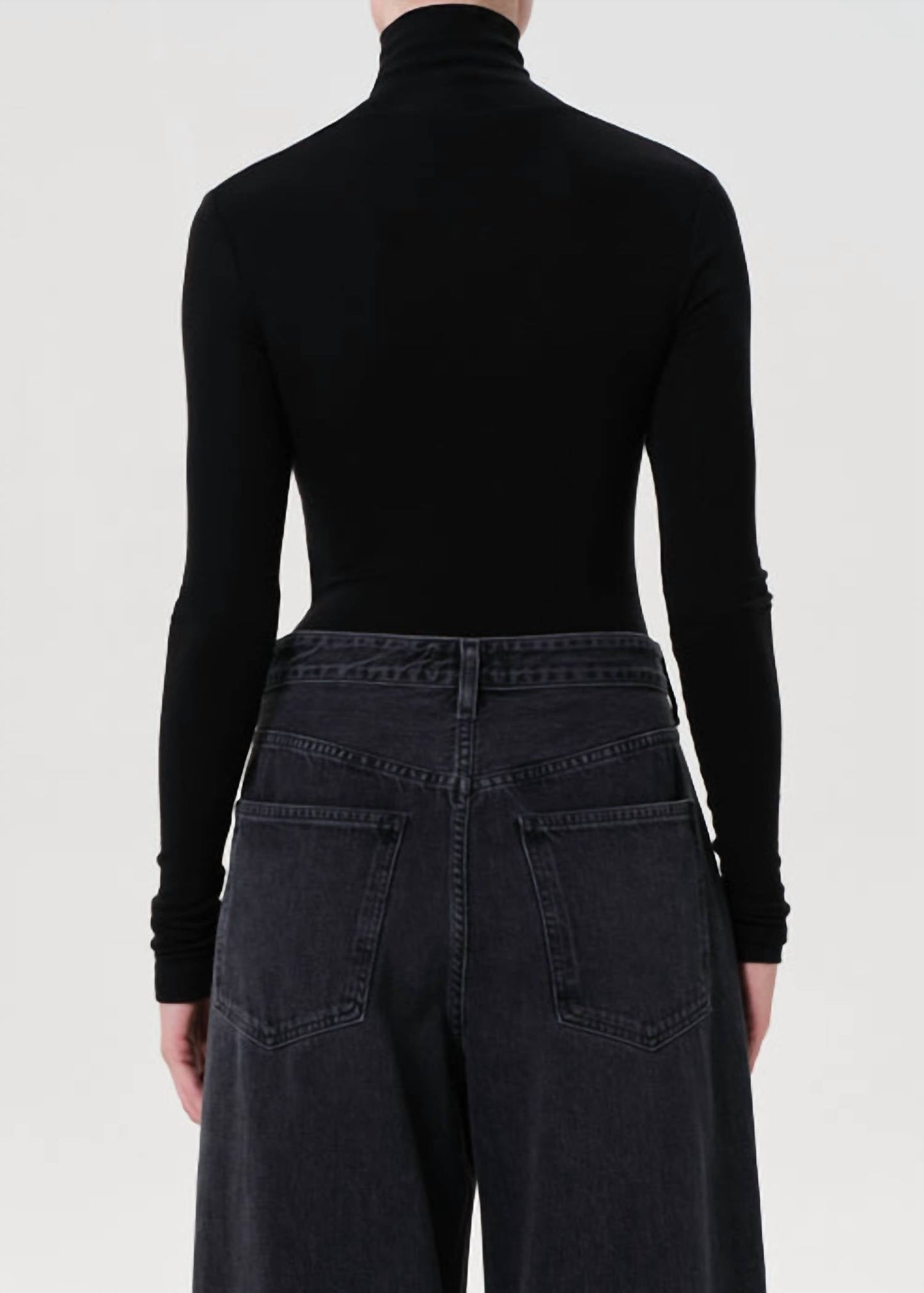 agolde-wilma-turtleneck-bodysuit