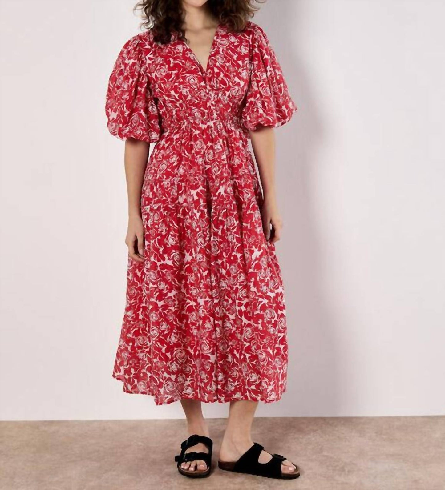 Vestido midi com rosas em camadas e damasco