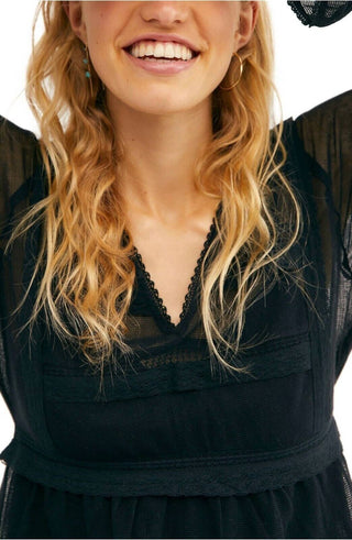 Free People - Vestido curto de renda semitransparente bordado trapézio de Berlim