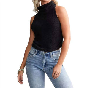 Pessoas Livres - ANGÚSTIA DE OUTONO TOP