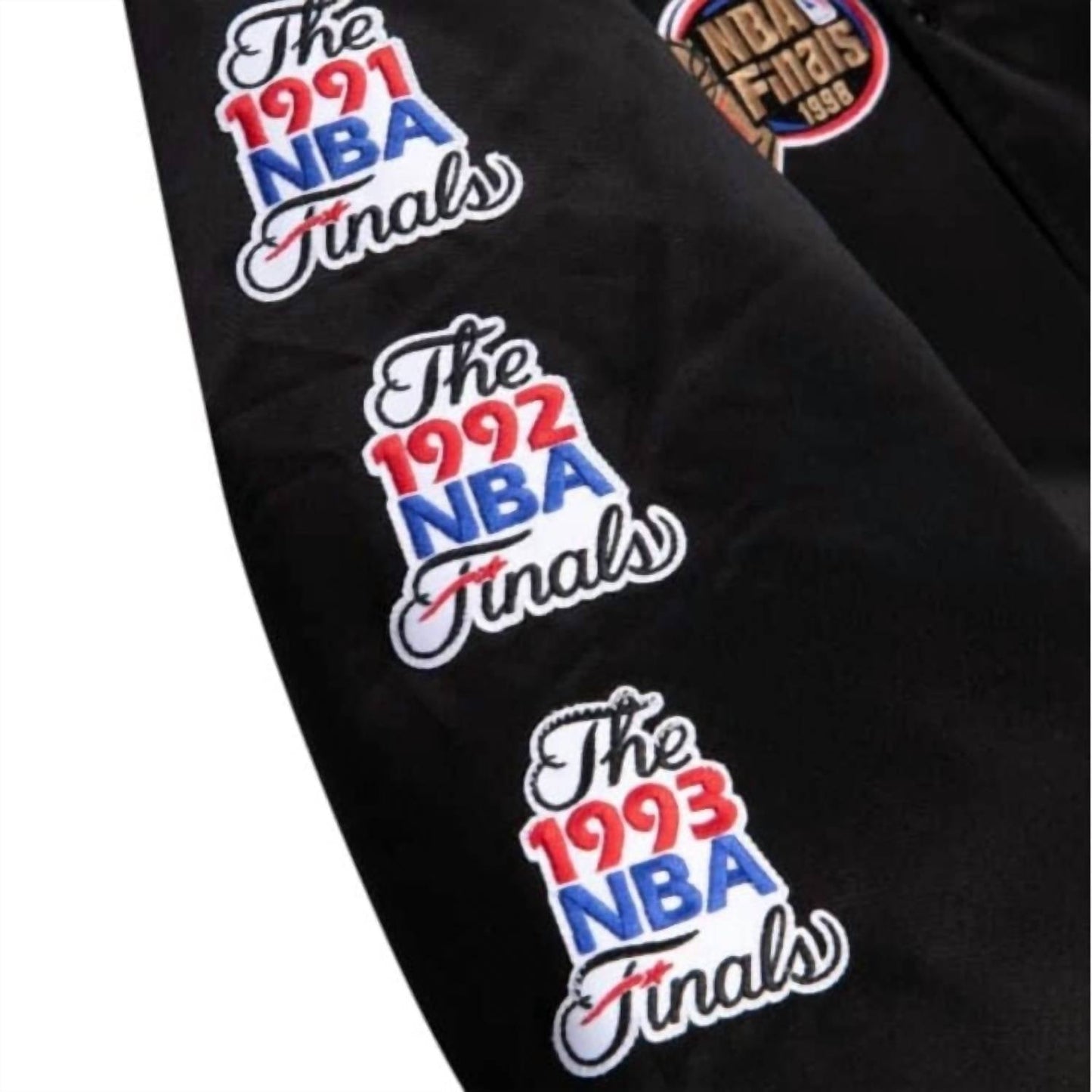 Mitchell & Ness - Nba Chicago Bulls Champ City Satin Jacket