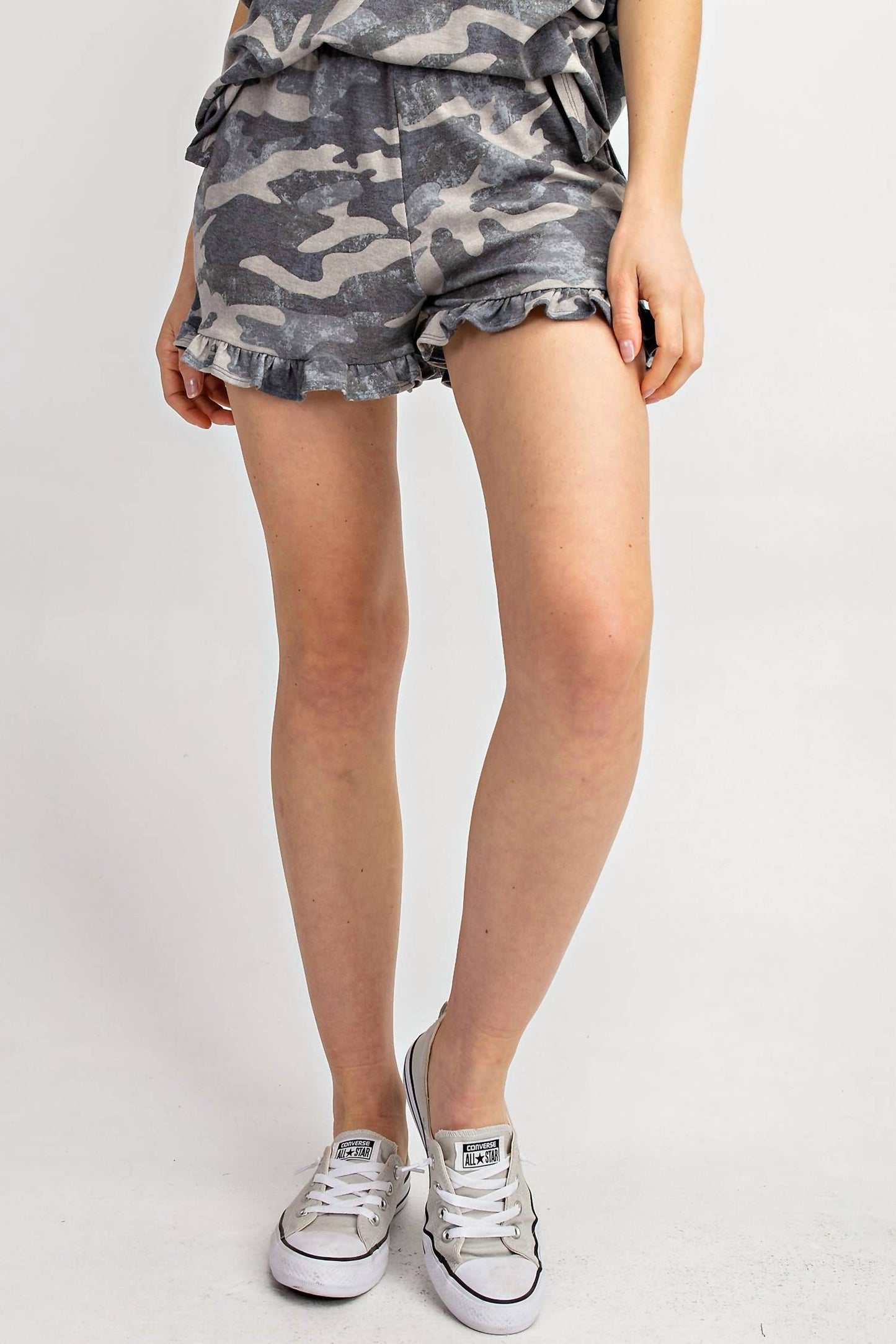 143 Story - Camouflage Ruffle Shorts