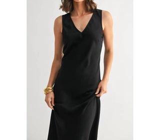 Fun 2 Fun - Satin V-neck Maxi Dress
