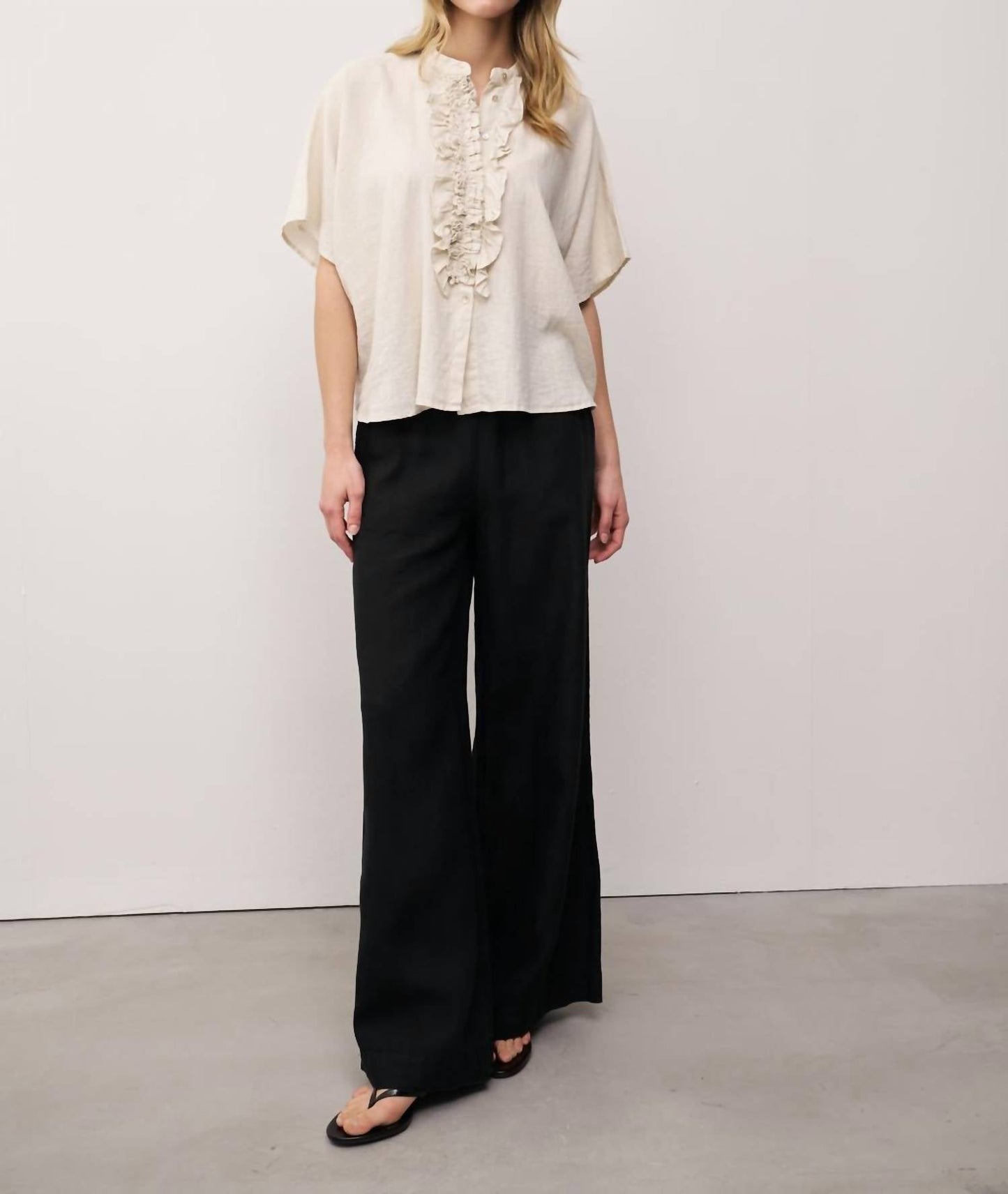 0039 Italy - Daisy Ruffle Front Dolman Sleeve Blouse