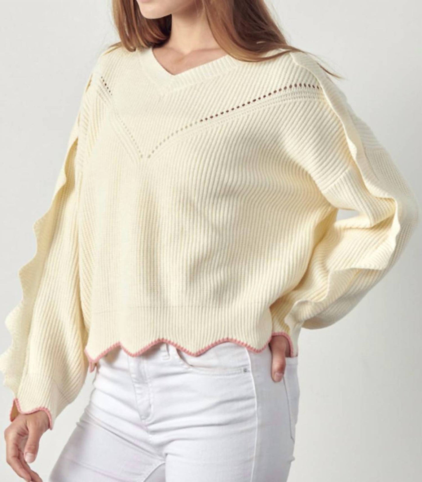 &Merci - Scallop Pullover Sweater