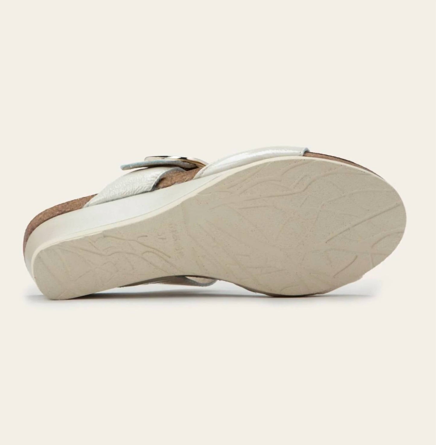 Naot - Women's Magic Crinkle Patent Sandal
