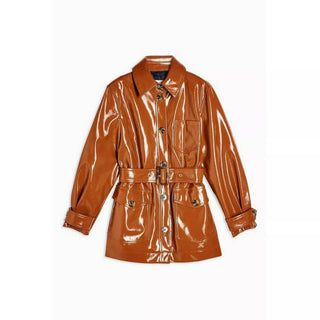 Topshop - Casaco com cinto e verniz de alto brilho