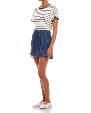 Quinze Vinte - Shorts Carreen com Bolso Patch