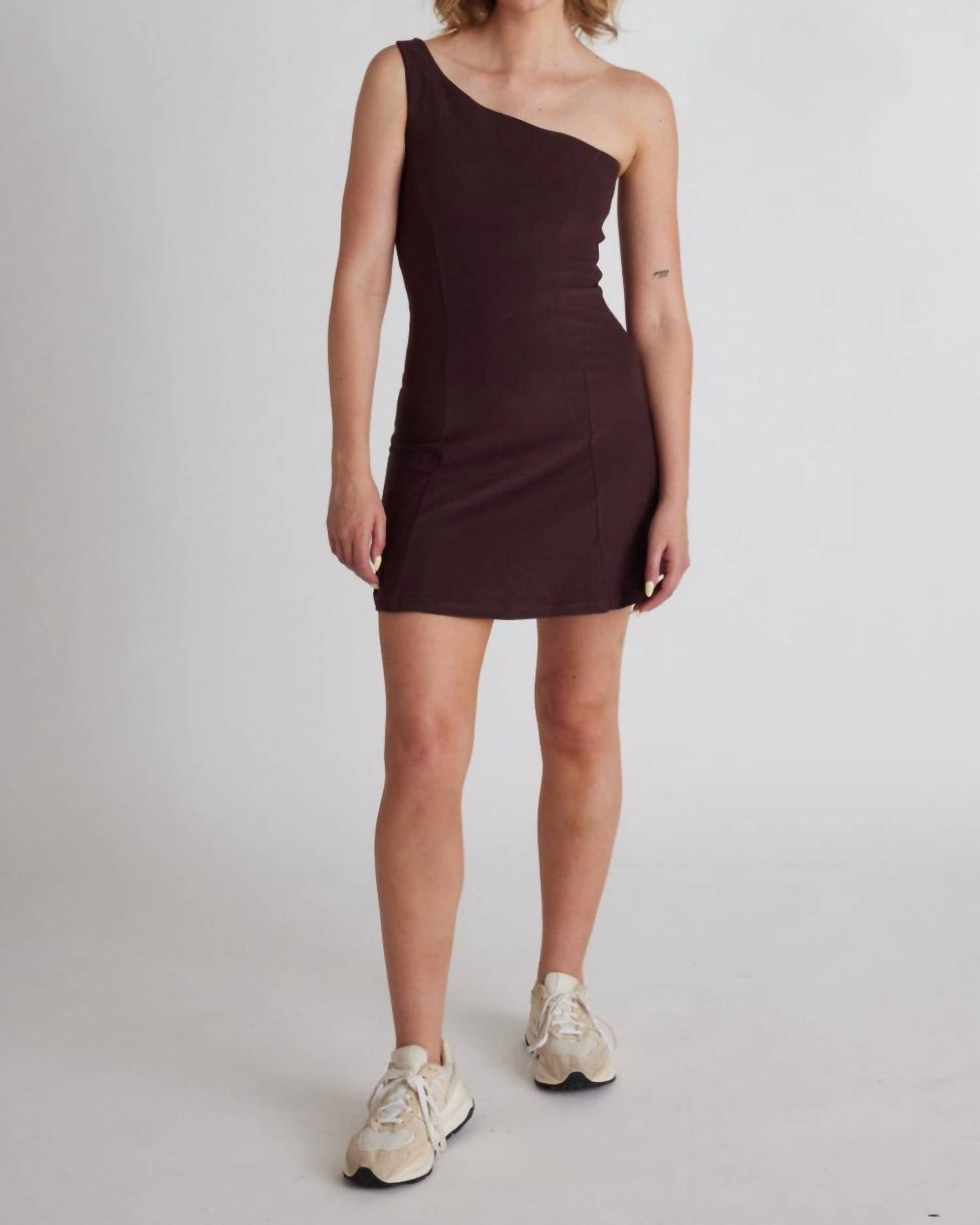 Wolven - Active One-shoulder Mini Dress