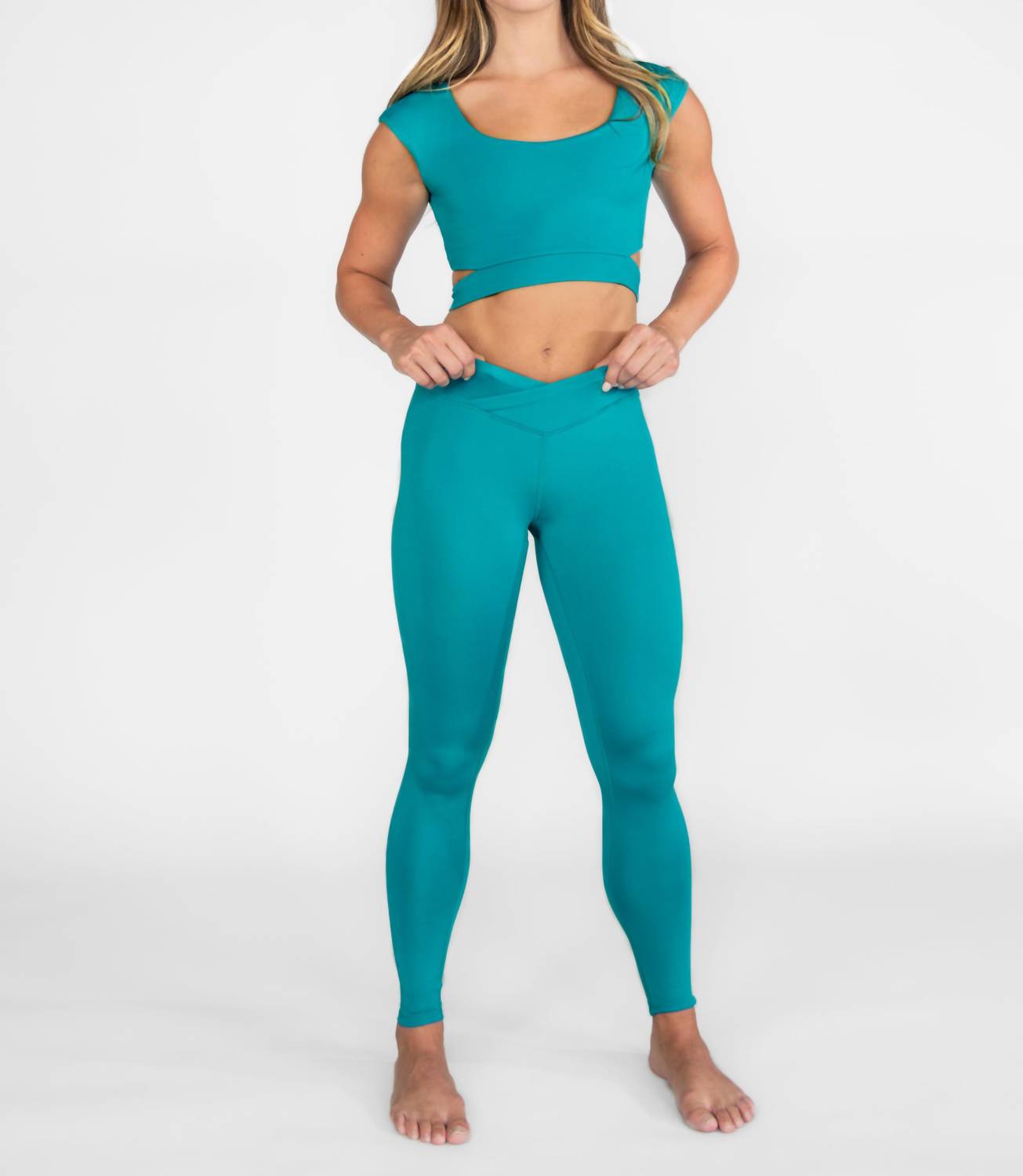 Body Wrappers - Recycled Poly Cap Sleeve Side Band Crop Top