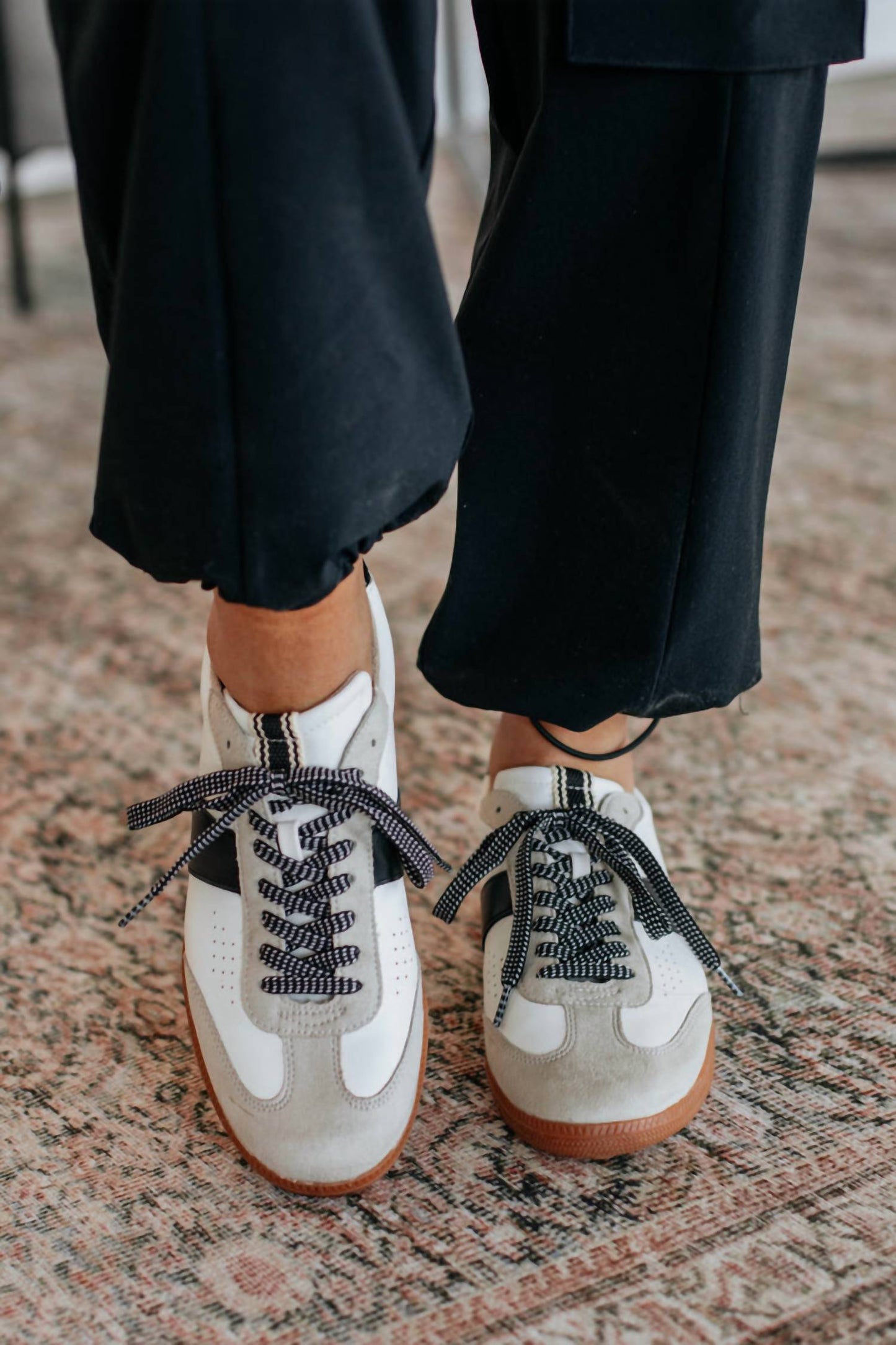 Shu Shop - Women's Sydney Sneaker