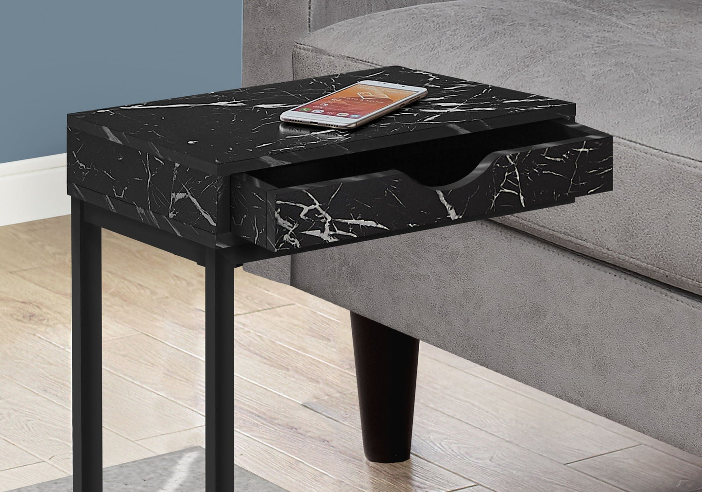 Accent Table, C-Shaped Contemporary & Modern Elegant Design