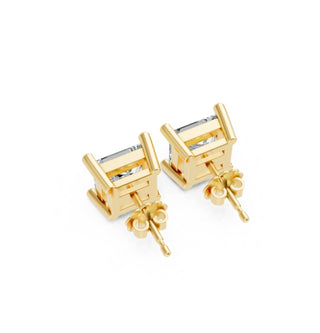 Aamiaa - Women's Princess Shape 4 Prong Push Back Studs