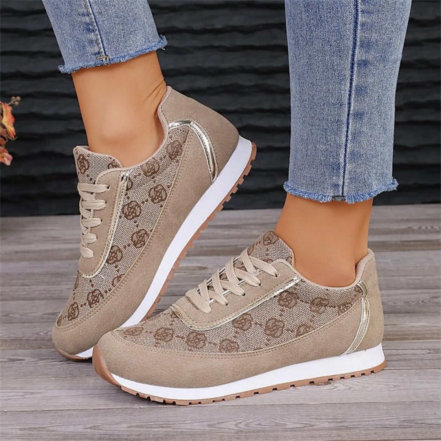 Floral Lace Up Lightweight Breathable Fashion Sneakers
