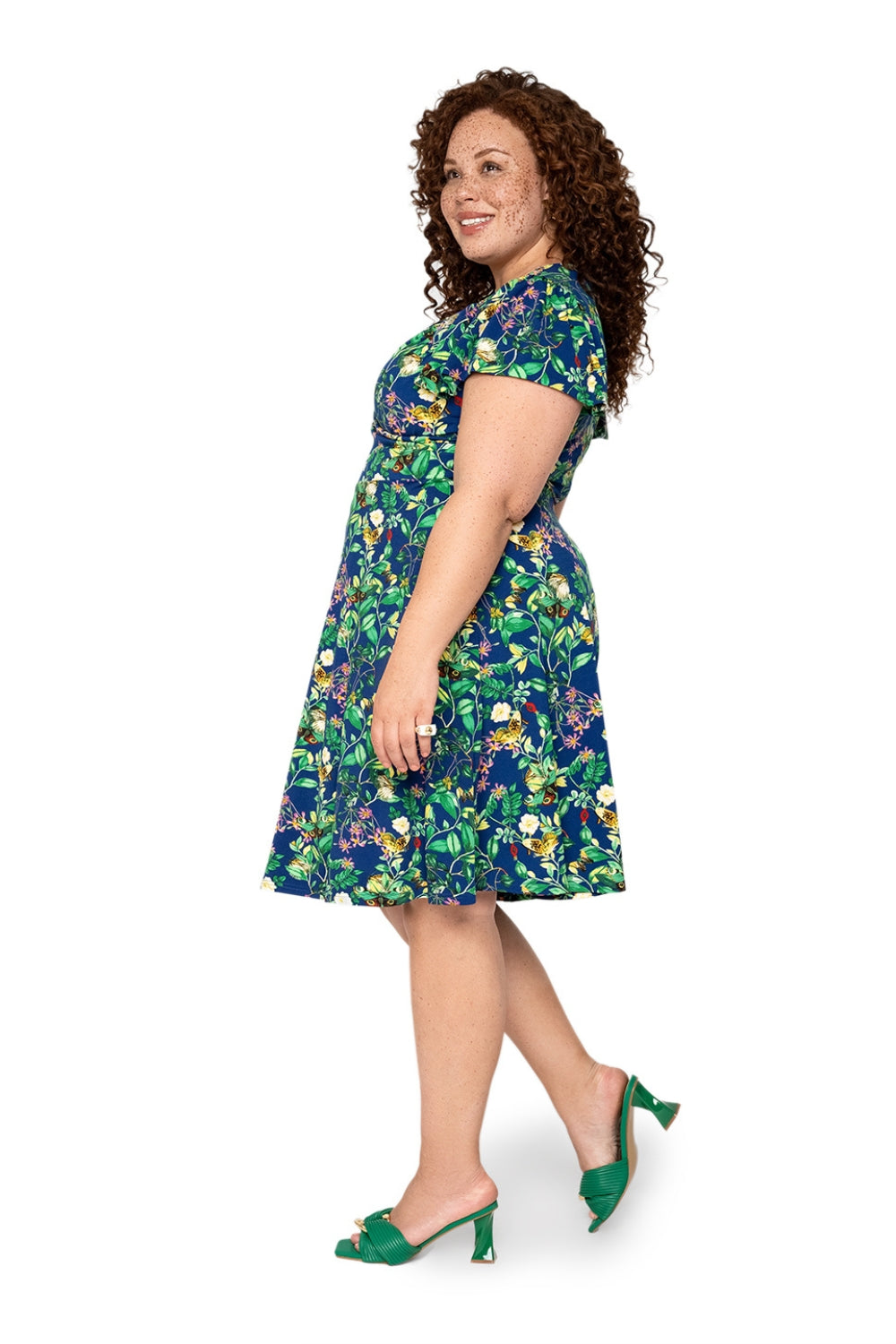 Vestido feminino Leota's Curve com mangas esvoaçantes e borboleta azul-marinho
