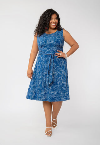 Vestido feminino Leota sem mangas Brittany Fit and Flare Azul Tamanho 3X