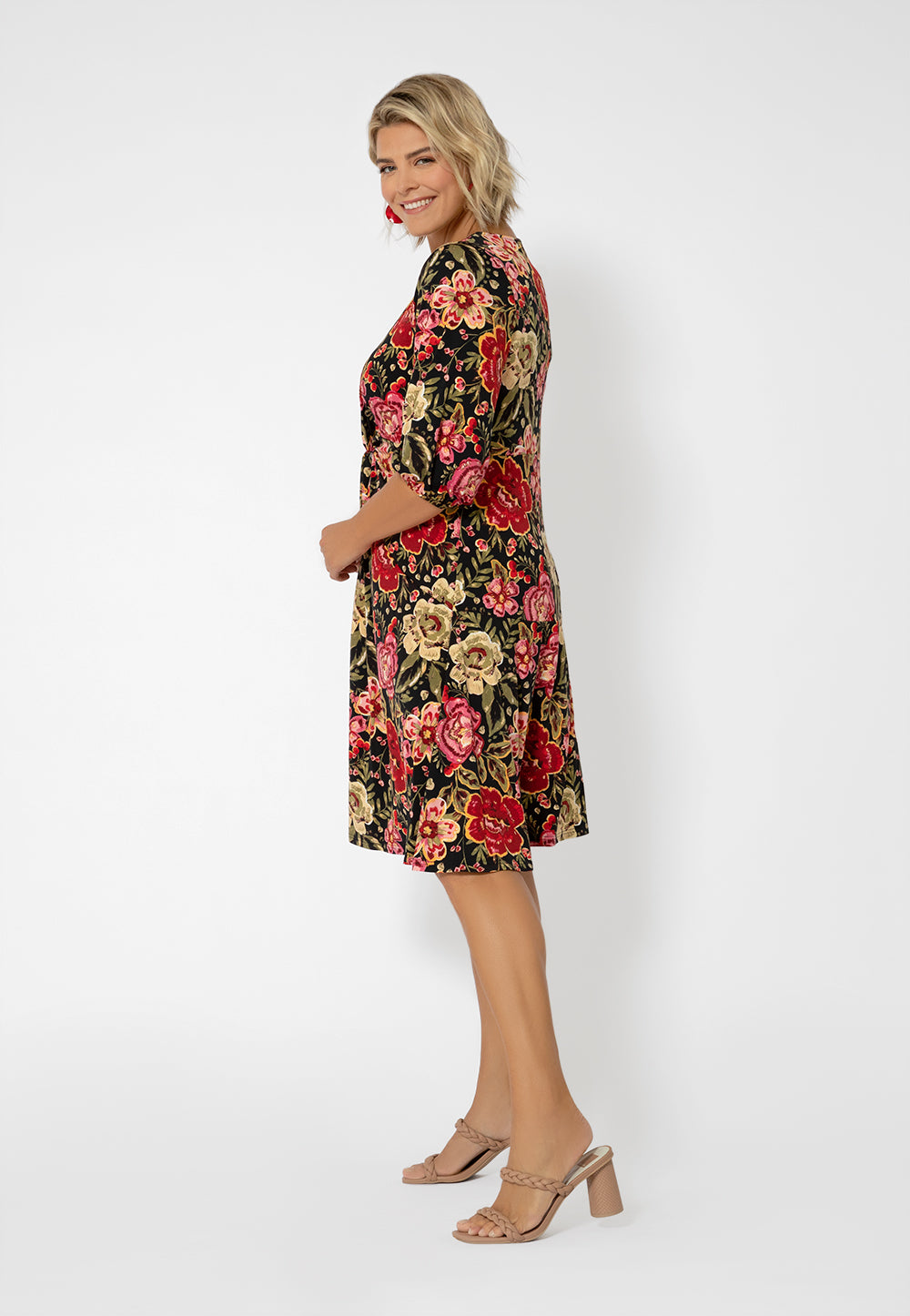 Vestido feminino Leota Tanya com estampa floral vermelho