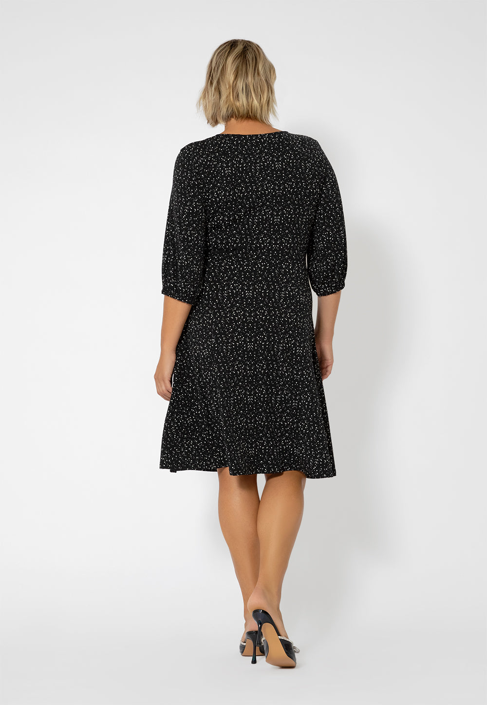 Vestido Becca com manga bufante e coração Leota feminino, preto, tamanho 2X