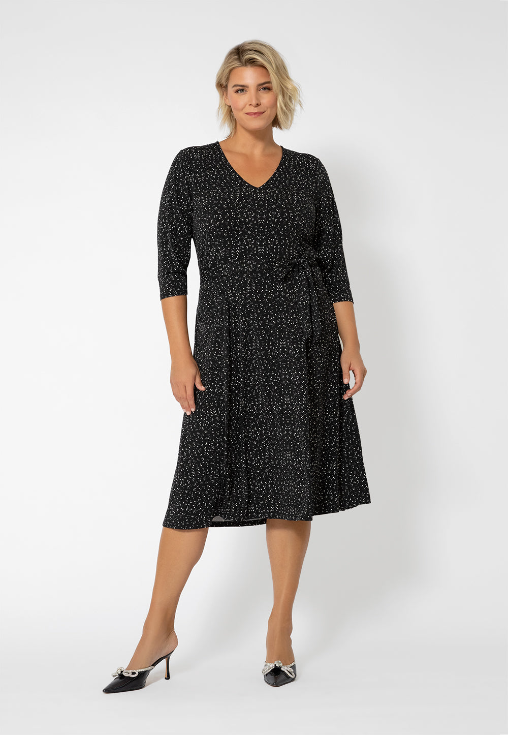 Vestido Eliza com cinto atualizado para mulheres Leota, preto, tamanho 3X