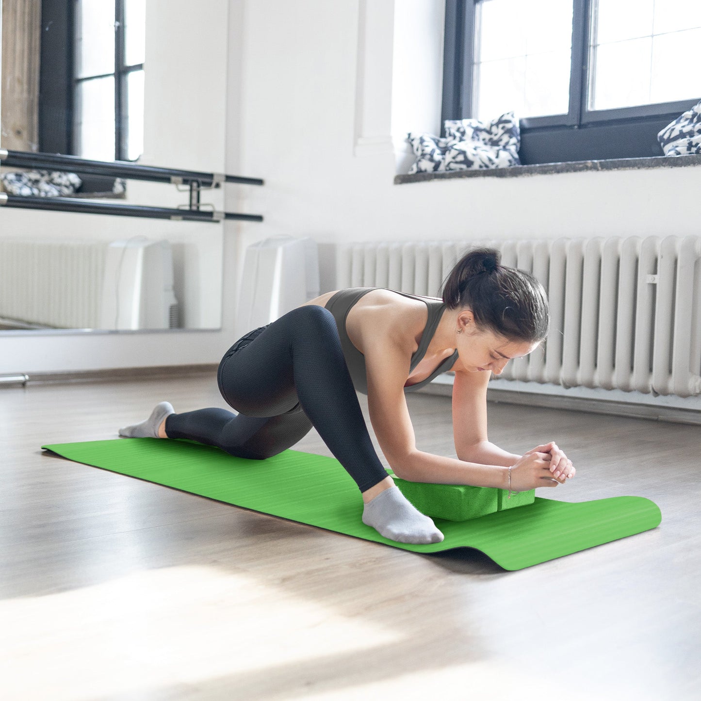 Conjunto de ioga BalanceFrom Fitness com 7 peças, tapete, faixa elástica e joelheira, verde