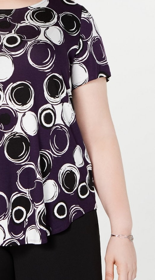 Camiseta feminina estampada Alfani com anel de lapidação tamanho pequeno