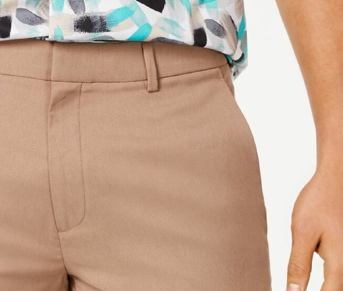 Shorts Alfani Masculino Alfatech com Cós Elástico de 9" Marrom Tamanho 30 Reg
