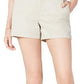 Shorts chino femininos Maison Jules com frente lisa, bege, tamanho 4